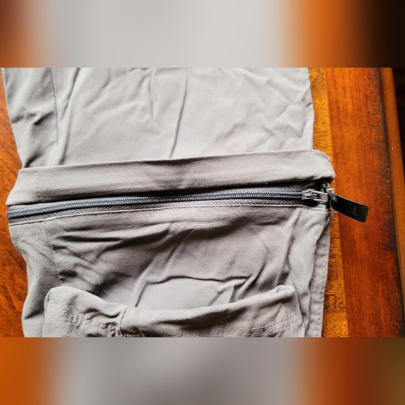 Columbia zipoff pants - Picture 8 of 8
